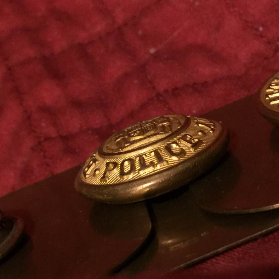 button 9