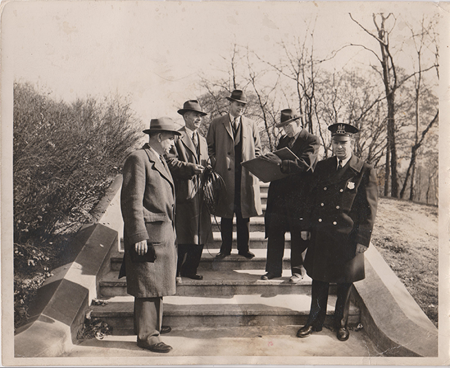 Patrolman Klaas 13 1 72